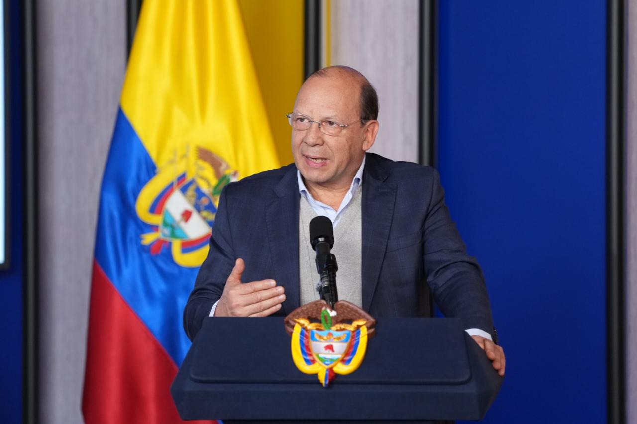 Ministro de Hacienda en rueda de prensa sobre el informe de lucha contra el narcotráfico