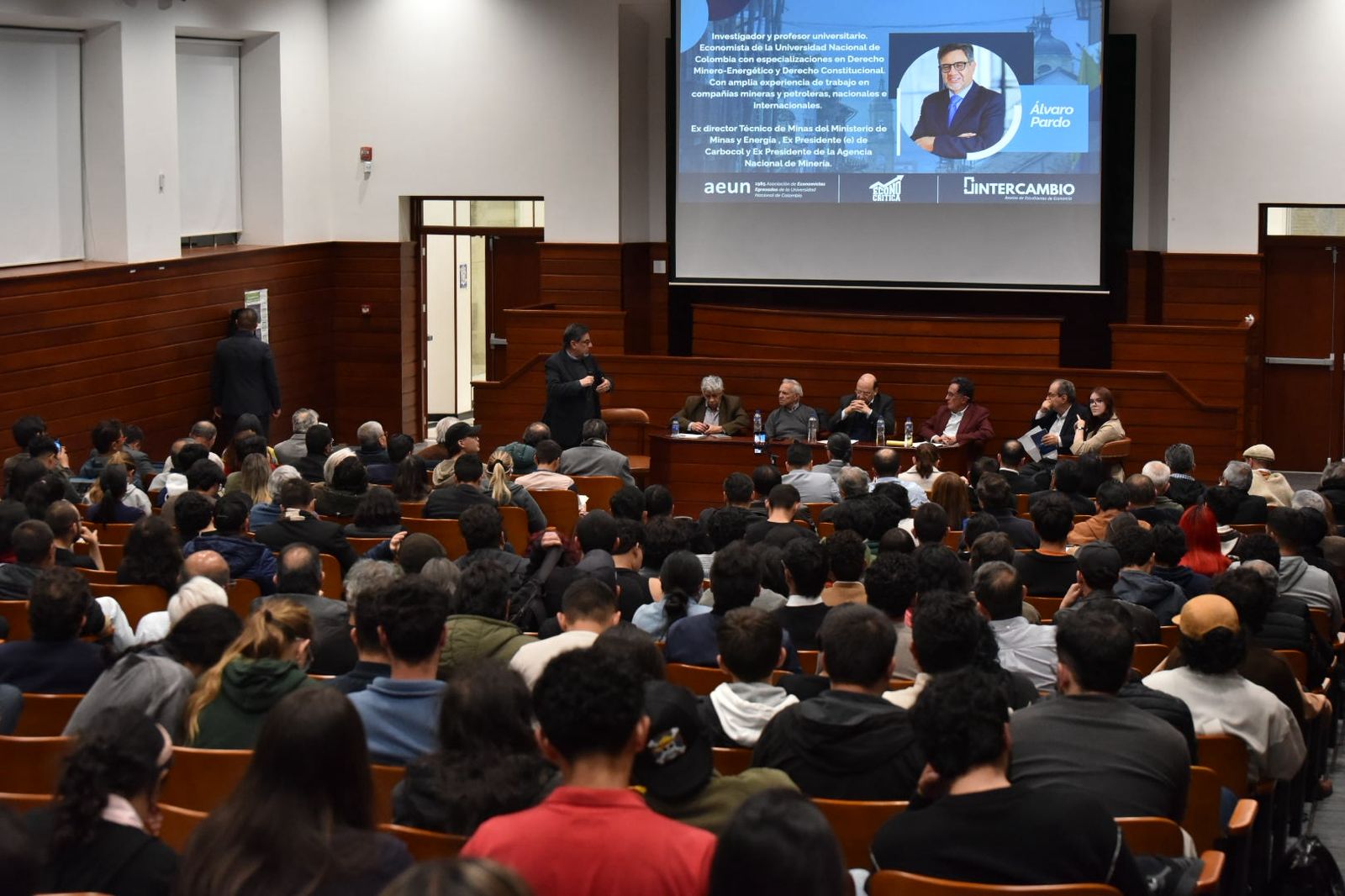 foro “El papel de los Bancos Centrales en las Economías”